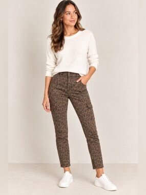 FRAME Denim Cargo Skinny Spring Pants in Cheetah